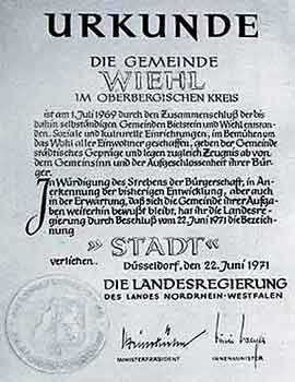 Urkunde an die Gemeinde Wiehl<br>
<br>
Bild in Groansicht