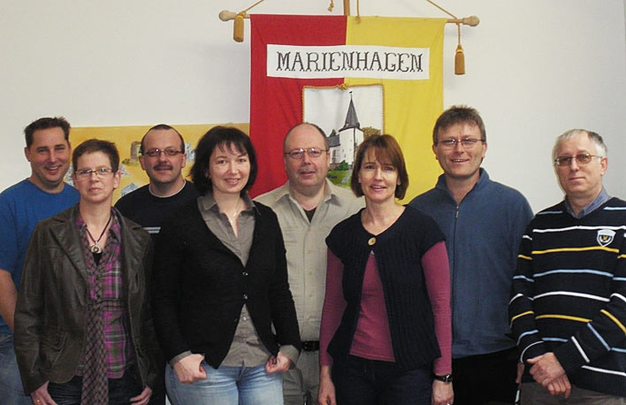 Das Internetteam von links nach rechts:
Stefan Sosinski, Kerstin Feuster, Horst Feuster, Margit Krner, Reiner Krner, Andrea Schaffranek, Klaus Schaffranek, Wolfgang Nowack