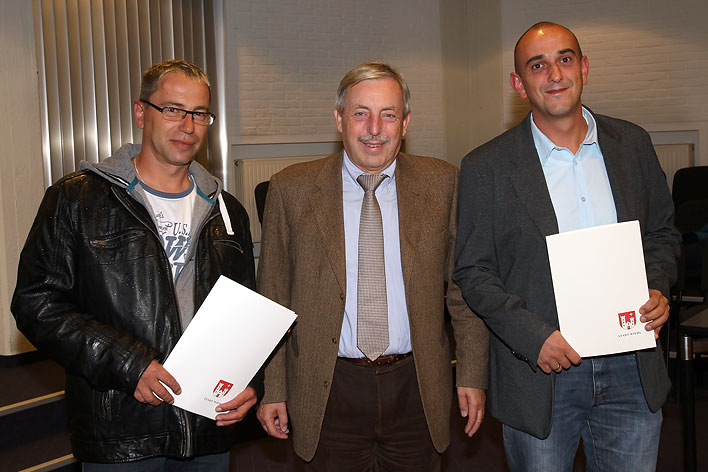 Von links: Rainer Nikolay, Brgermeister Werner Becker-Blonigen und Jrg Groe. Foto: Christian Melzer