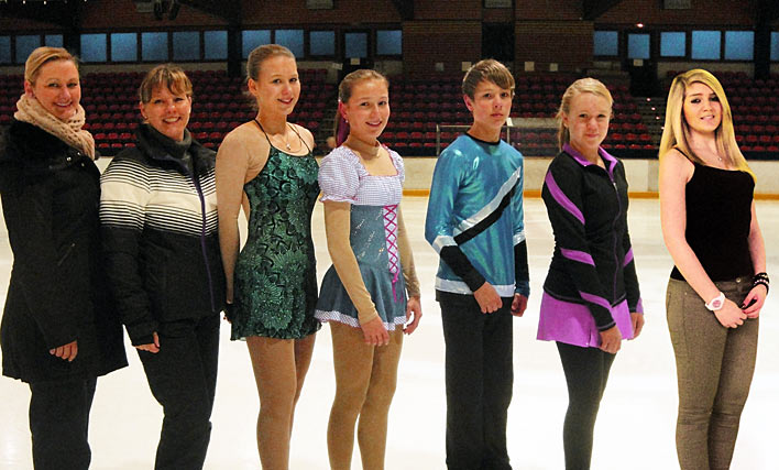 Von links:
Trainerinnen Kerstin Hamlischer und Gaby Krakau, Sofie Krakau, Dina Heidkamp, David Heidkamp, Anna Bubenzer, Jessica Schmitz