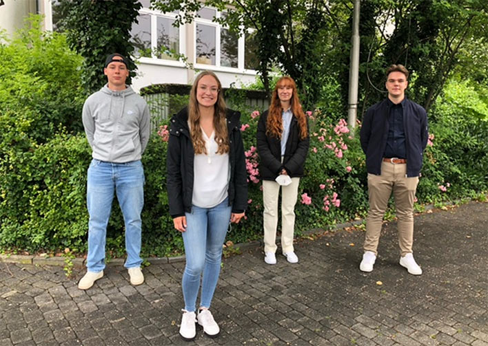Haben am 1. August 2021 ihre Ausbildung bei der Stadt begonnen (v. l.): Malte Linscheid, Laura Celine Lwen, Virginia-Marie Hein und Keno Lennart Tietze
