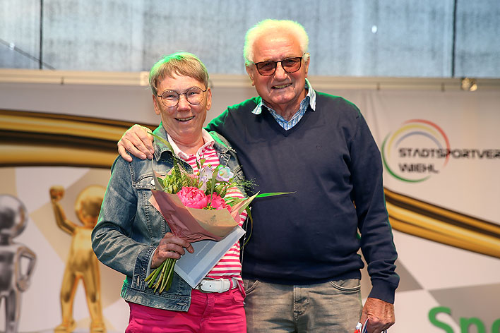 Sie erhielten Ehrenpreise: Ruth Schrder und Heinz-Ernst „Bbi“ Schmidtseifer. 