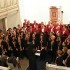 Honterus-Chor und Frauenchor stimmten die Besucher des Weihnachtskonzertes auf die Festtage ein