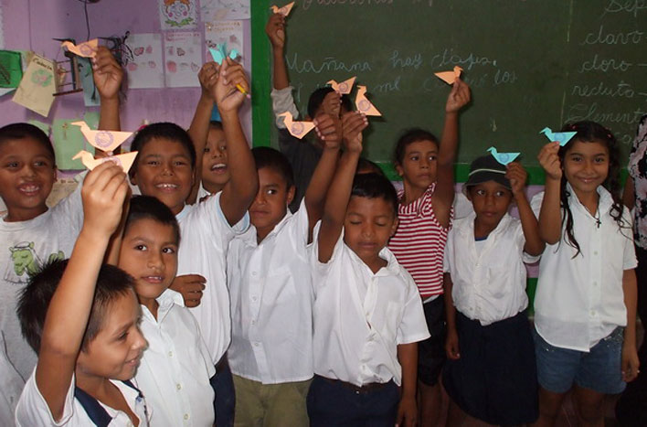 Kinder aus der Schule La Esperanza in Santo Domingo