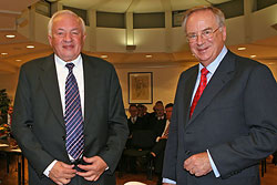 Die ersten beiden Ehrenbrger der Stadt Wiehl: Herr Friedhelm Thnes (links) und Herr Christian Peter Kotz