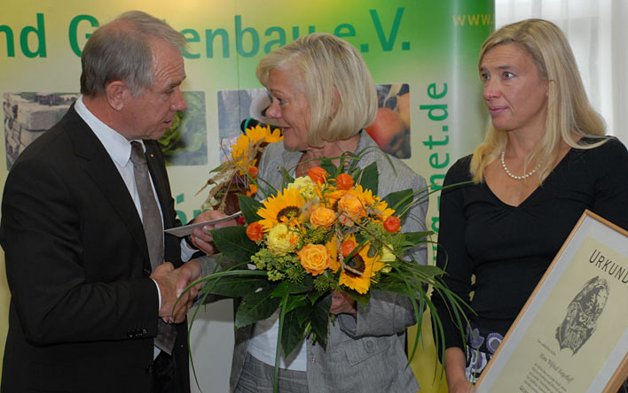 Prsident Heinz Herker, Christine Bergerhoff und Tochter Susanne Bergerhoff - Foto: ZVG