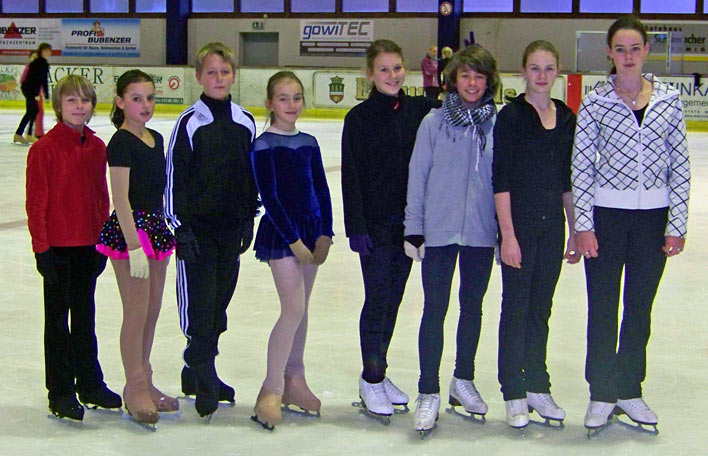 Von links: David Heidkamp, Michelle Brutscher, Michael Dranicyn, Elisabeth Pauli, Sofie Krakau, Melina Zenn, Margrit Gndisch und Fabienne Brutscher