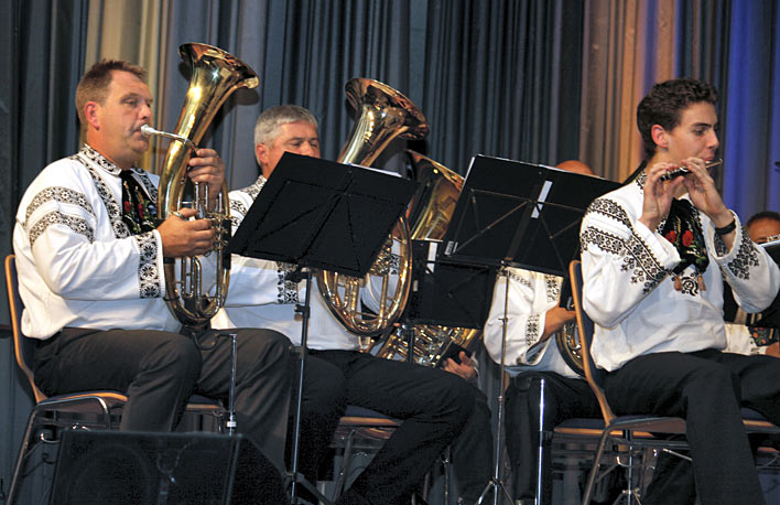 Das Blasorchester Siebenbürgen-Drabenderhöhe sorgte für die musikalische Umrahmung der Veranstaltung. Foto: OBK 
