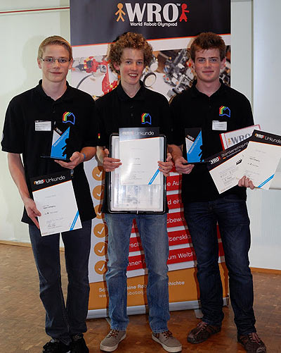 
Das erfolgreiche Team „Mp – Ihre Schwachstrommechaniker“. Von links: Niklas Belo, Marcel Ring und Raphael Hser