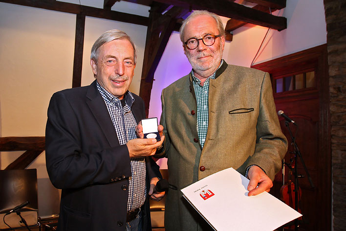 Bürgermeister Werner Becker-Blonigen (links) und Dr. Erwin Kampf - Foto: Christian Melzer
