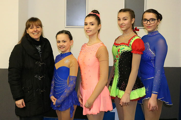 Von links: Trainerin Gaby Krakau, Lana Unger, Lena Bdenbender, Viktoria Brekkel, Antonia Johanns.