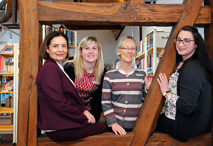 Das Team der Bücherei. Von links: Edda Hüll, Tanja Draube, Erika Mombächer und Jessica Pallach (Leitung)