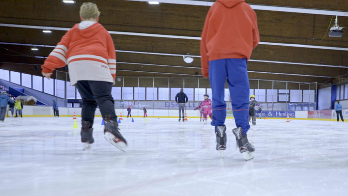 Ende Januar gibt es eingeschränkte Laufzeiten in der Eissporthalle. Foto: FSW