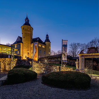Schloss Homburg bildet eines der Motive im neuen Fotokalender des Vereins Lebenspfade. Foto: Frank Laumen