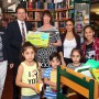 Wiehler Sozialstiftung unterstützt Stadtbücherei Wiehl: Lese- und Schreibförderung für Flüchtlinge