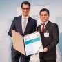 Thema Mobilität: NRW-Verkehrsminister Hendrik Wüst verleiht Urkunde an Bürgermeister Ulrich Stücker